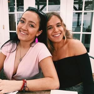 Meet your Posher, Jennifer